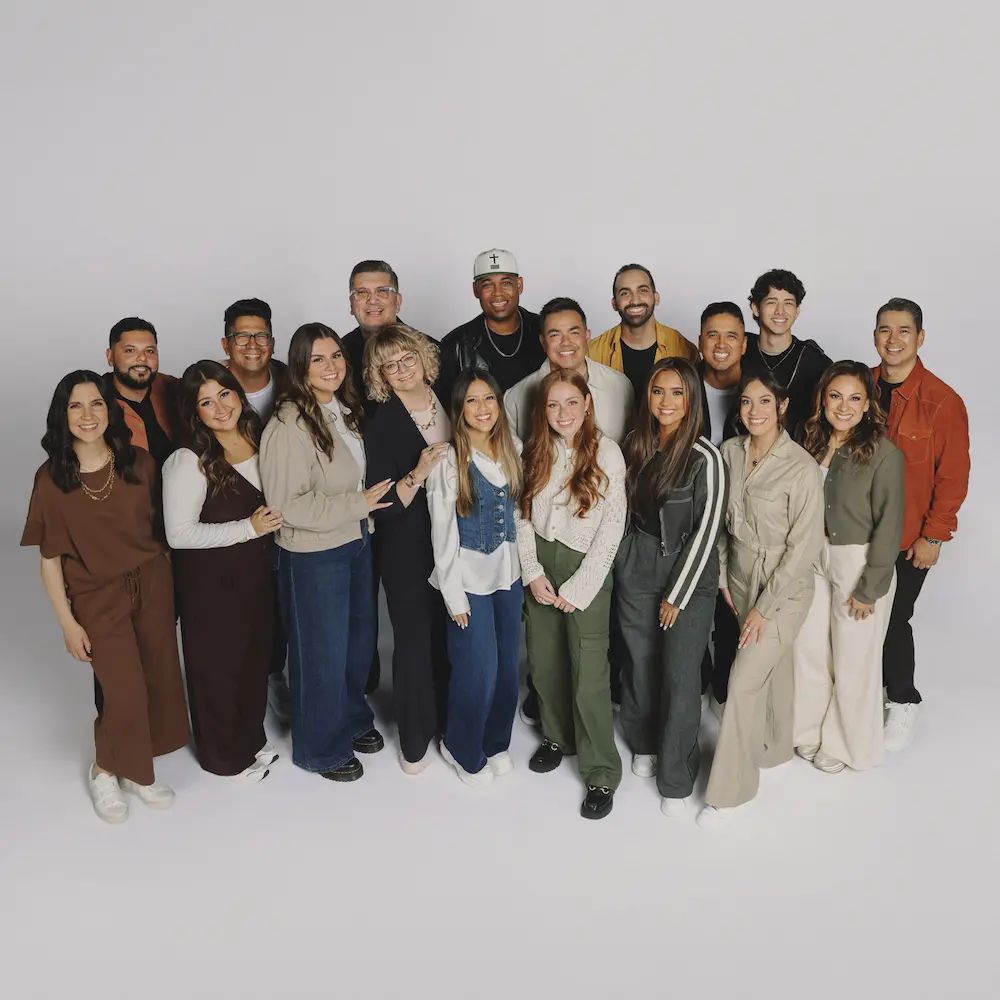 Portada del álbum Eterno Dios de Gateway Worship Español